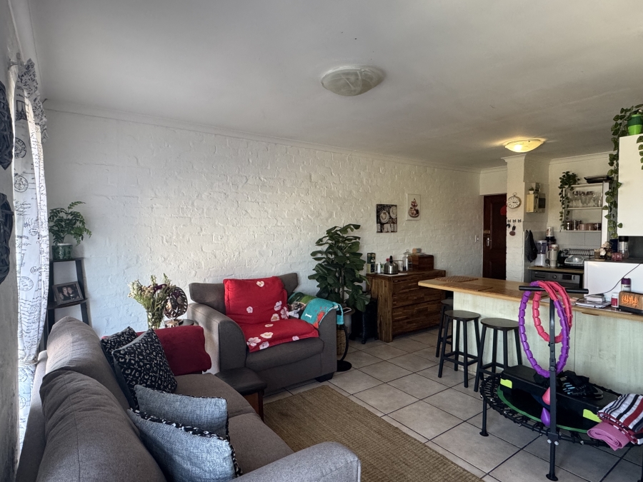 2 Bedroom Property for Sale in Sandbaai Western Cape